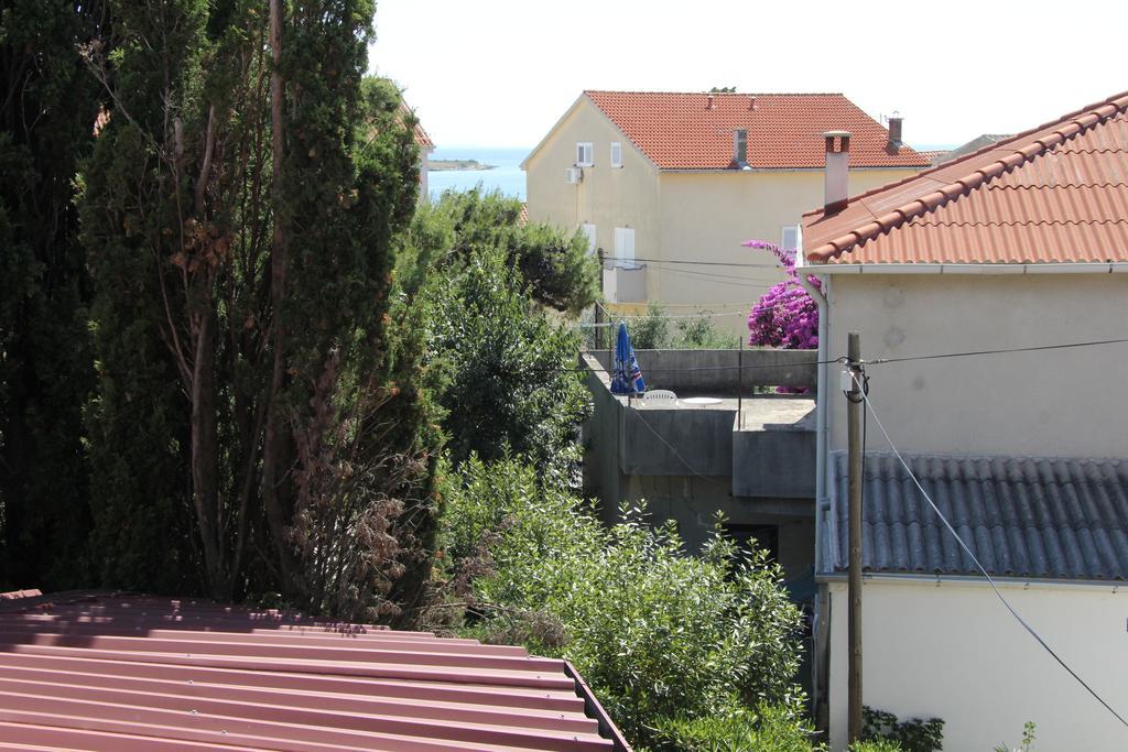 Novalja Guesthouse Economy Rooms Luaran gambar