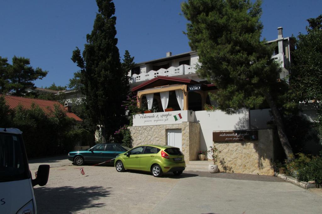 Novalja Guesthouse Economy Rooms Luaran gambar